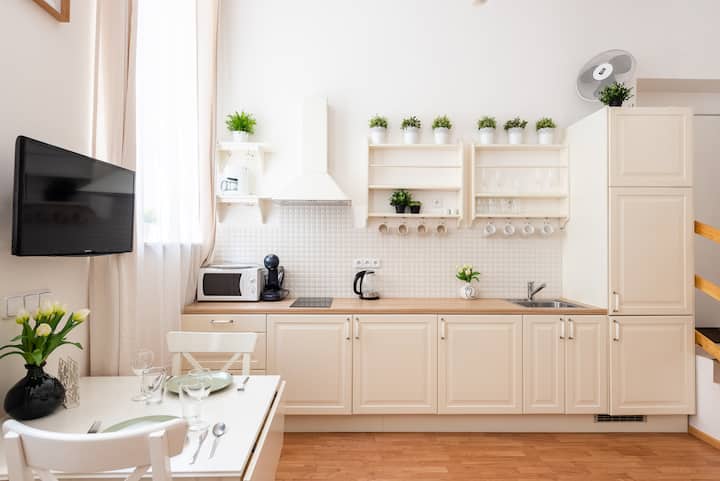 Sunny&cute Studio Walk To Center - Praga
