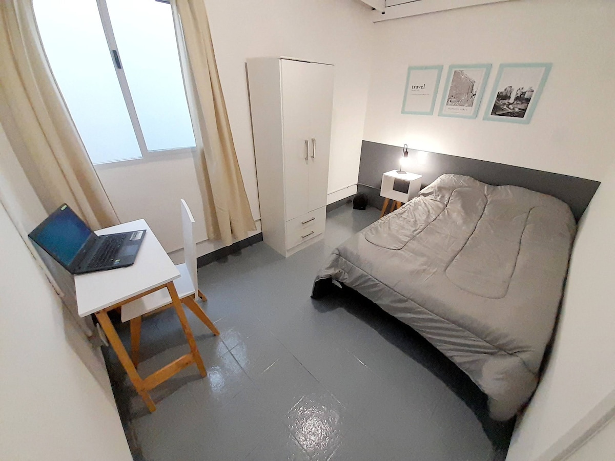 Habitación privada en casa compartida en Palermo