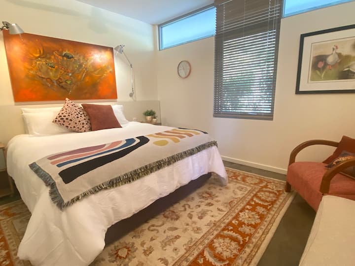 Spacious second bedroom also with king bed. Stylish and very comfortable.