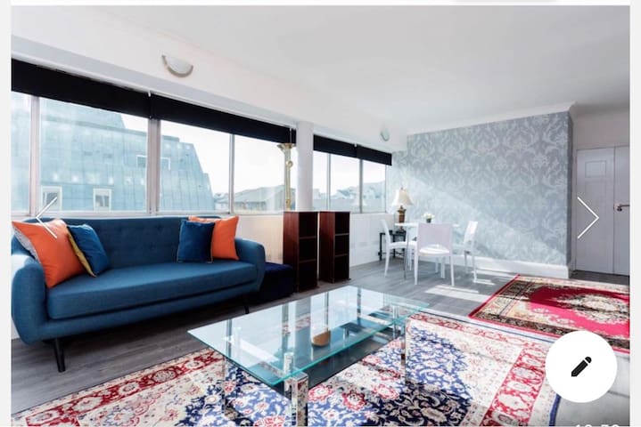 Penthouse Apartment Baker Street