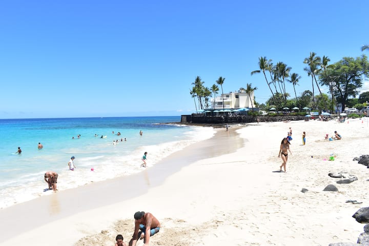 Located At Magic Sands Beach On Hawaii Island-kona - Magic Sands Beach Park