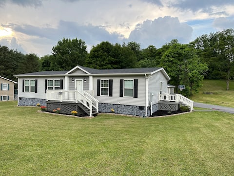 Relaxing Home in Marion, VA