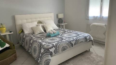 Quiet house (3 bedrooms)