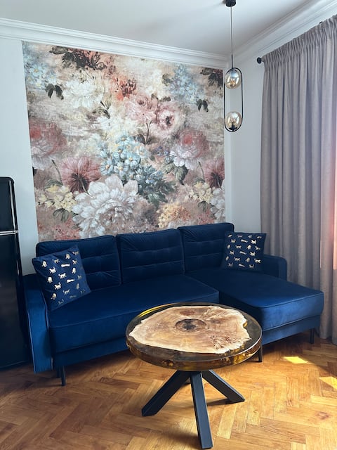 Cosy, free parking, fibre