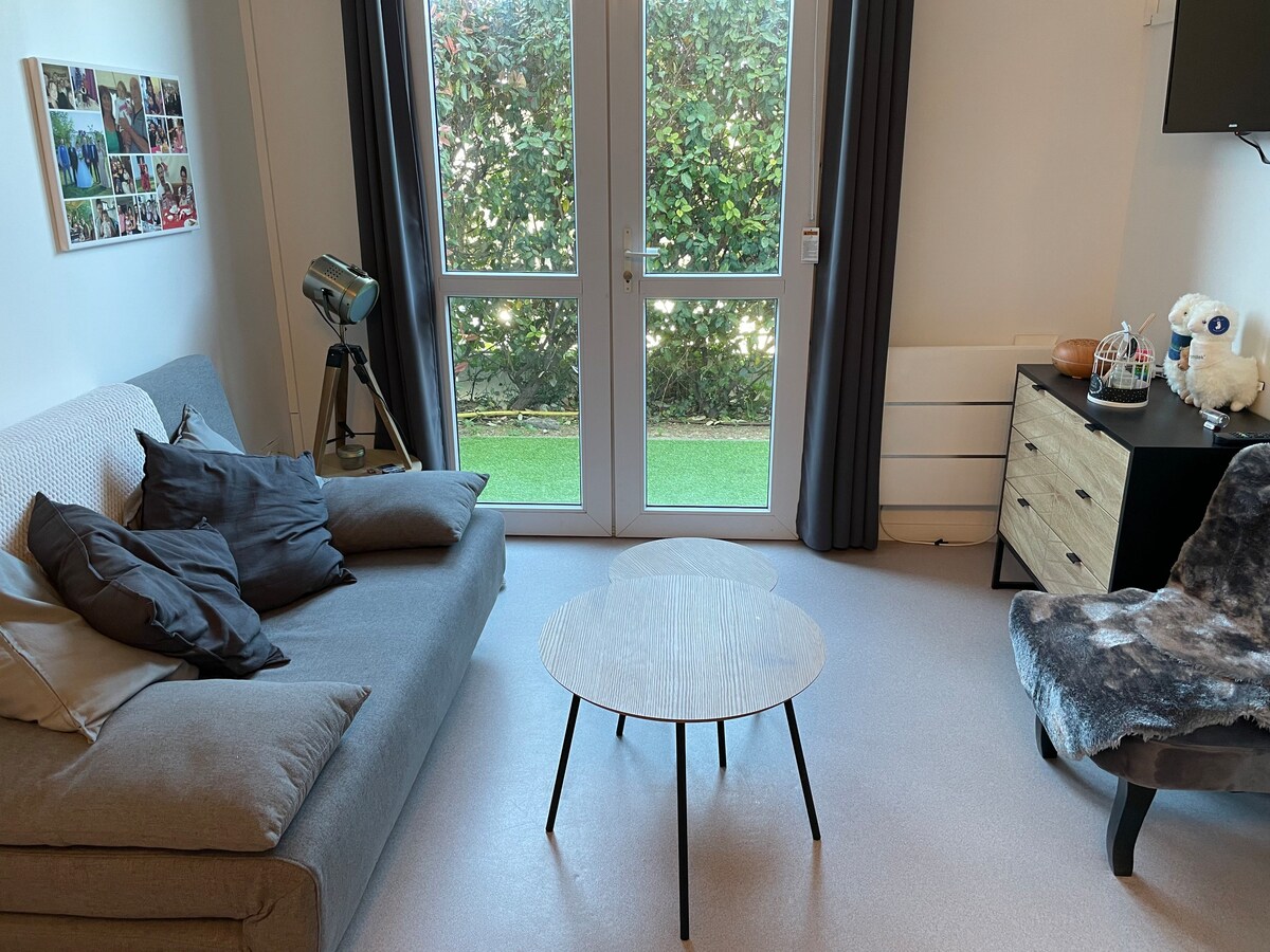 მისაღები ოთახი