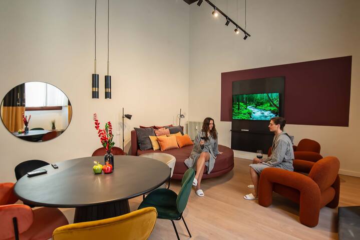 MDR Crystal Apartment gallery image 3