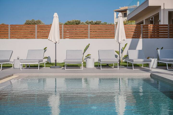 Villa Angel, Pool, View, Quiet, Luxury, Cozy gallery image 2