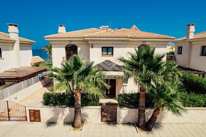 SunnyVillasCyprus managed Airbnb listing 1