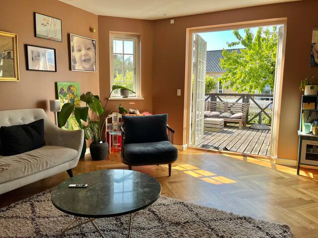 Familieidyl: Strand-hus ved By, Metro og Lufthavn gallery image 3