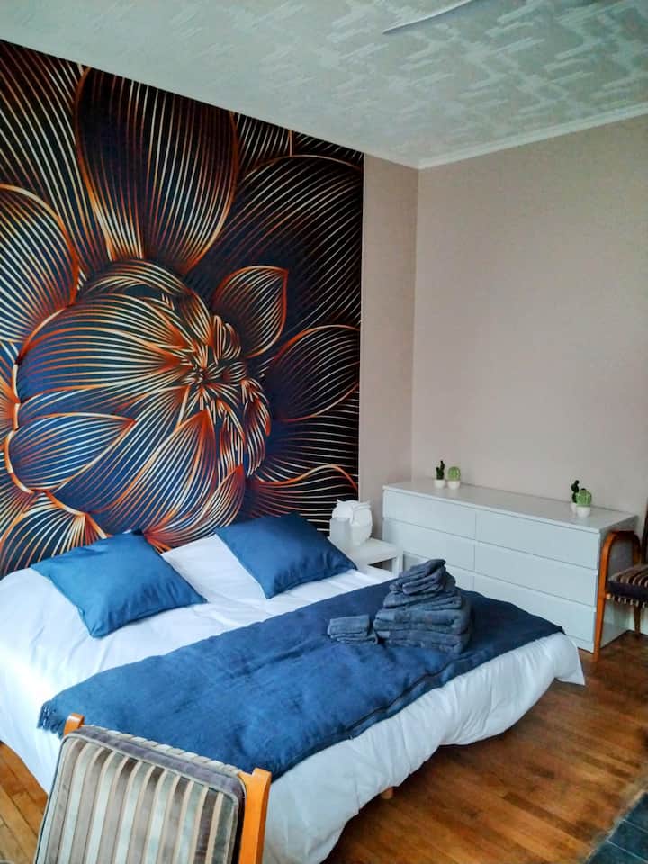 BEDROOM 1 / 1ST FLOOR