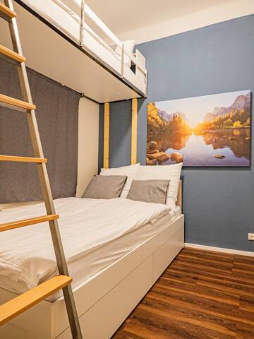Large 3BR Apartment with Bunkbed gallery image 2