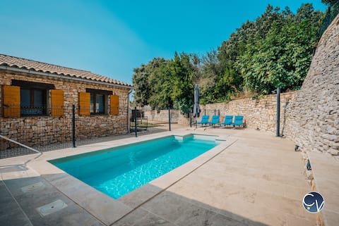 Villa with private pool & garden in Ardèche