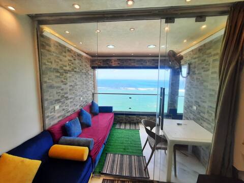Hotel Apartment Panorama in Highlight Places on the Sea