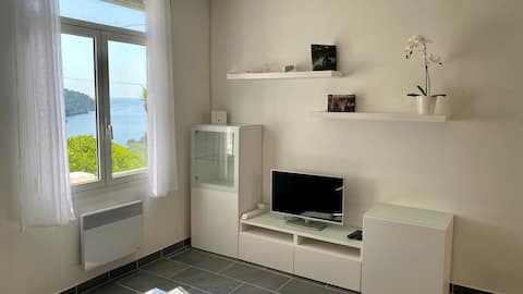 Top performing Airbnb: Apartment on the doorstep of Monaco in Roquebrune Cap Martin