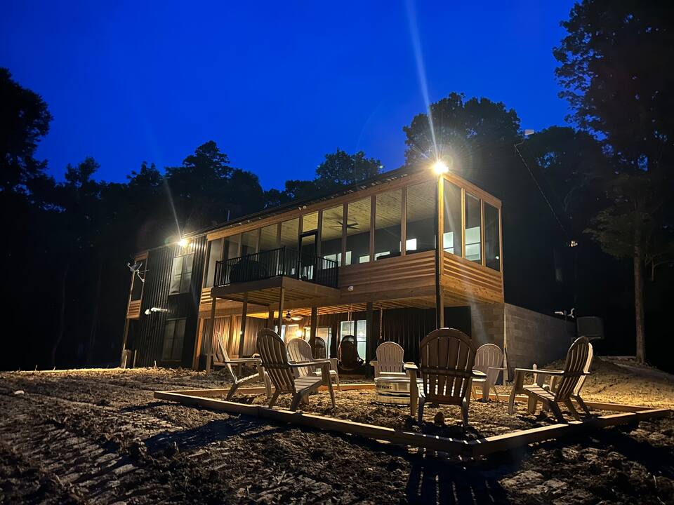 Speakeasy Lodge