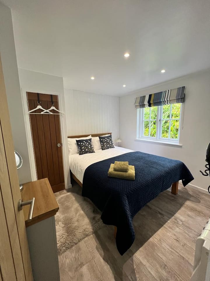 Chumba cha kwanza cha kulala