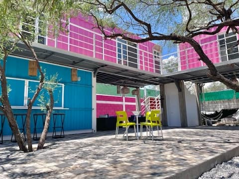 Containers in the heart of Tx