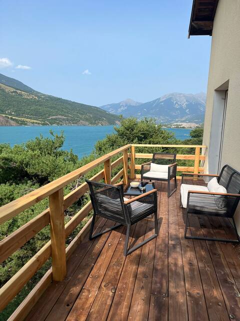 Holiday home - lakeside