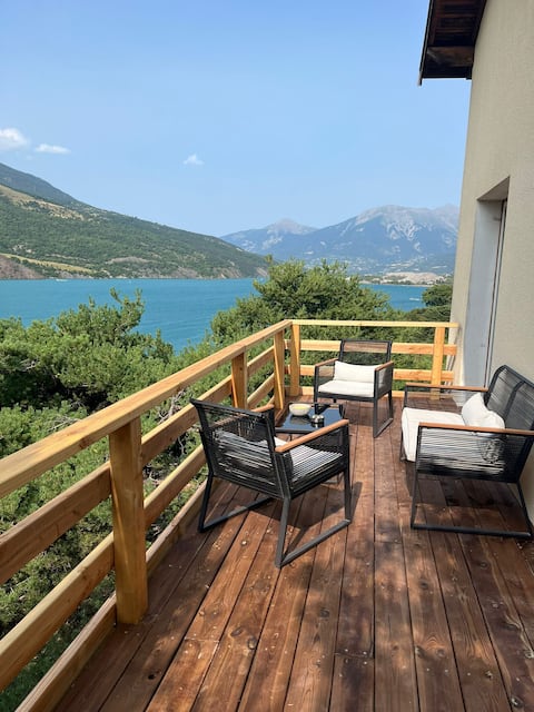 Holiday home - lakeside