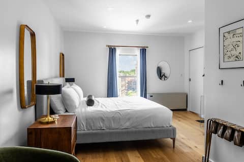 2 King Bed|Historic DTWN Hotel|Steps 2 Restaurants