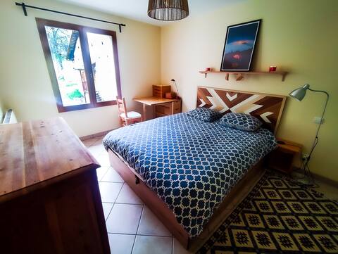 Lac Laramon #2NevacheEmbassies