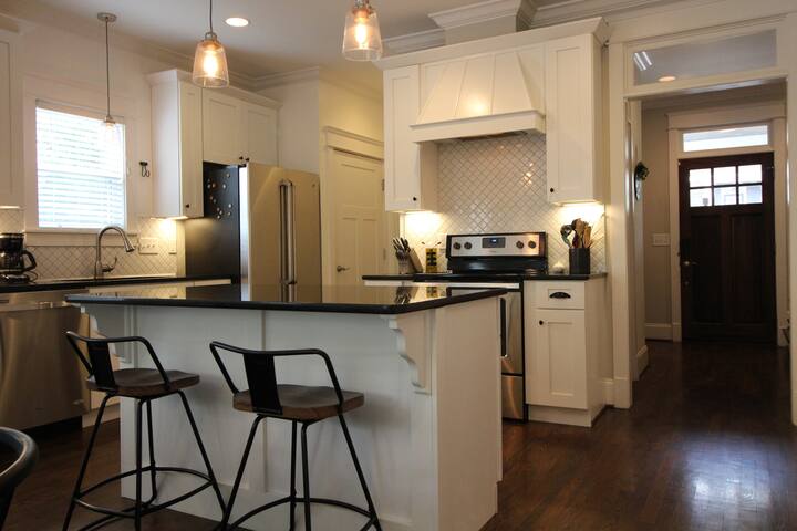 *Private Stay In East Nashville* gallery image 5