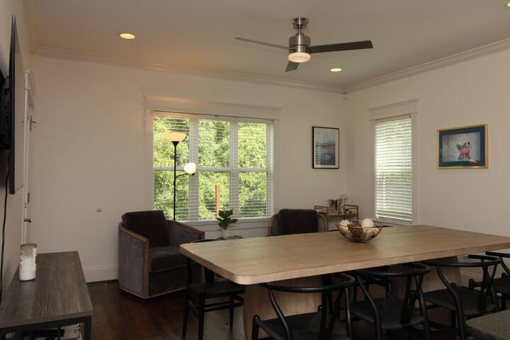 *Private Stay In East Nashville* gallery image 4