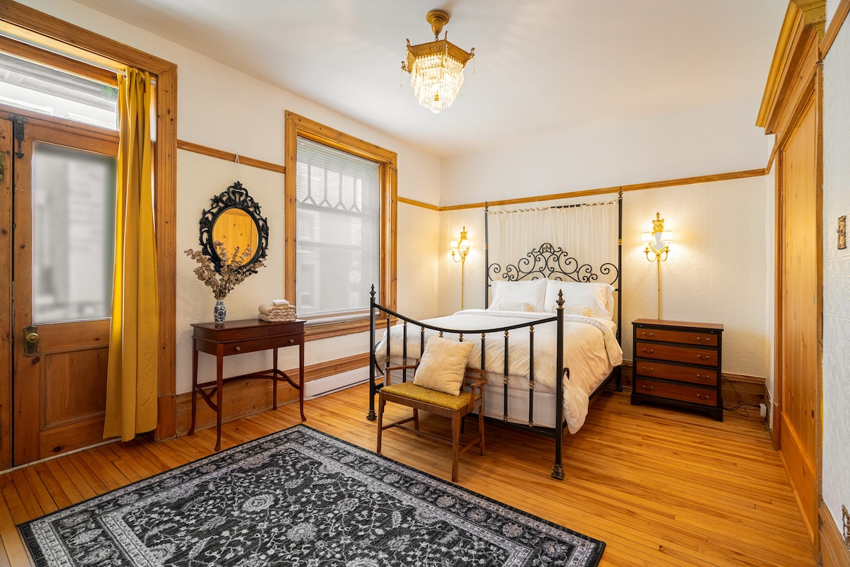 Chumba cha kulala cha Msingi Namba 1 chenye Balcony - Chumba cha kulala cha Msingi Nambari 1 chenye Balcony