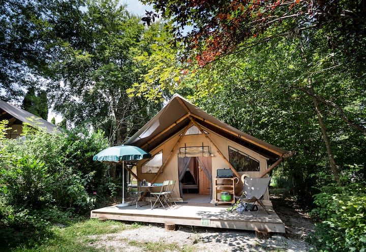 Tente Trappeur | Huttopia Gorges du Verdon - Tentes à louer à Castellane,  Provence-Alpes-Côte d'Azur, France - Airbnb