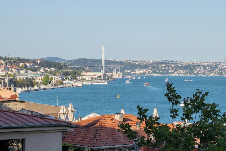 Comfortable & Peaceful Flat with Sea View