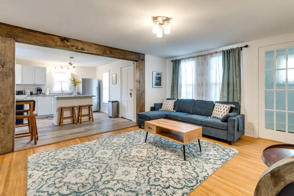 Beautiful Newly Renovated South Wedge Entire Home