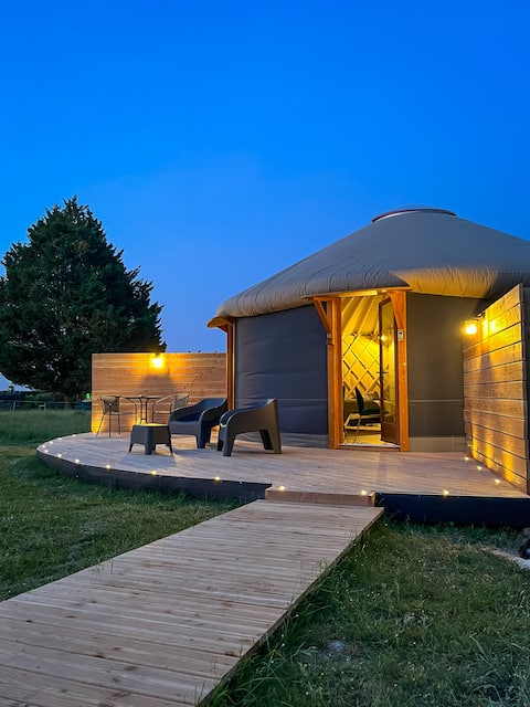 Welcome to "Yourte & vous"