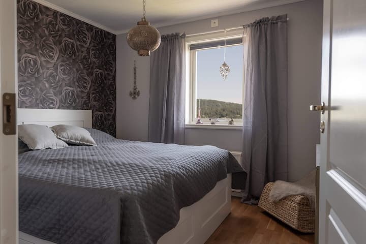 غرفة النوم 1