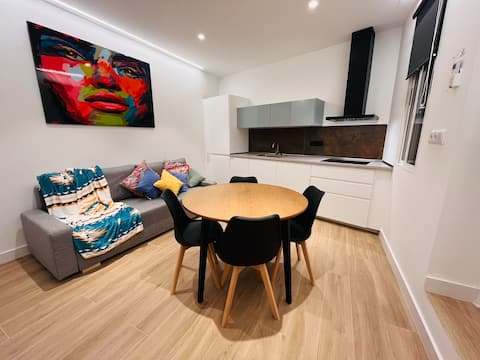 Popular Airbnb listing: TriBeca Centro Apartments, Family Apartment. in Albacete