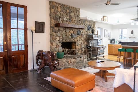 Ranch House in Hopland