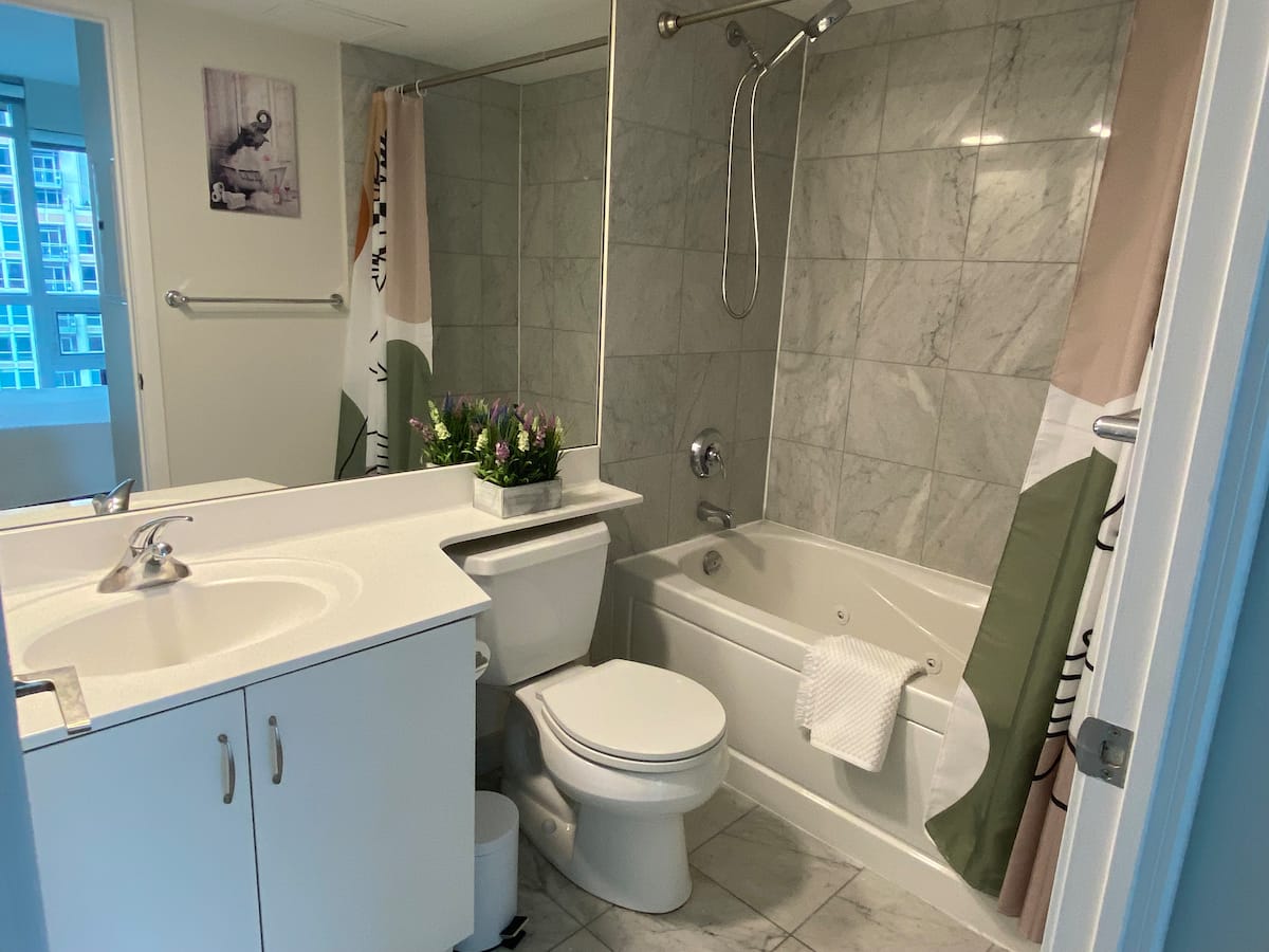 Toronto condo interior 5