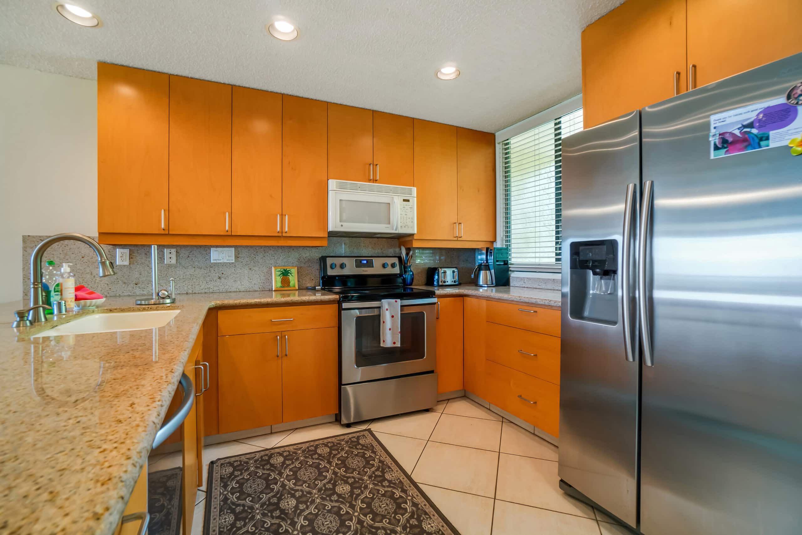 Condo in Kailua-Kona · ★4.29 · 2 bedrooms · 3 beds · 2 baths - Image 20