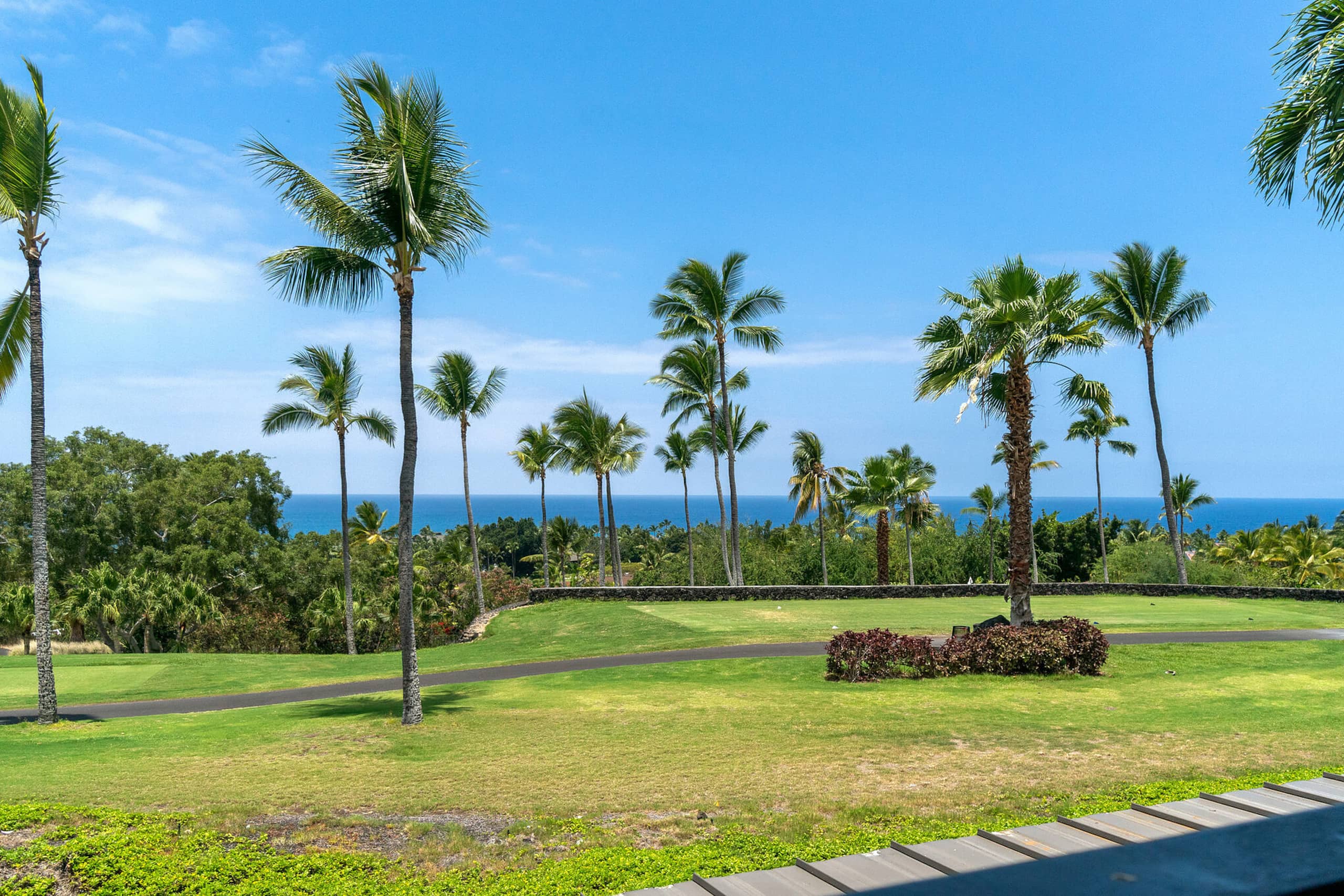 Condo in Kailua-Kona · ★4.29 · 2 bedrooms · 3 beds · 2 baths - Image 49
