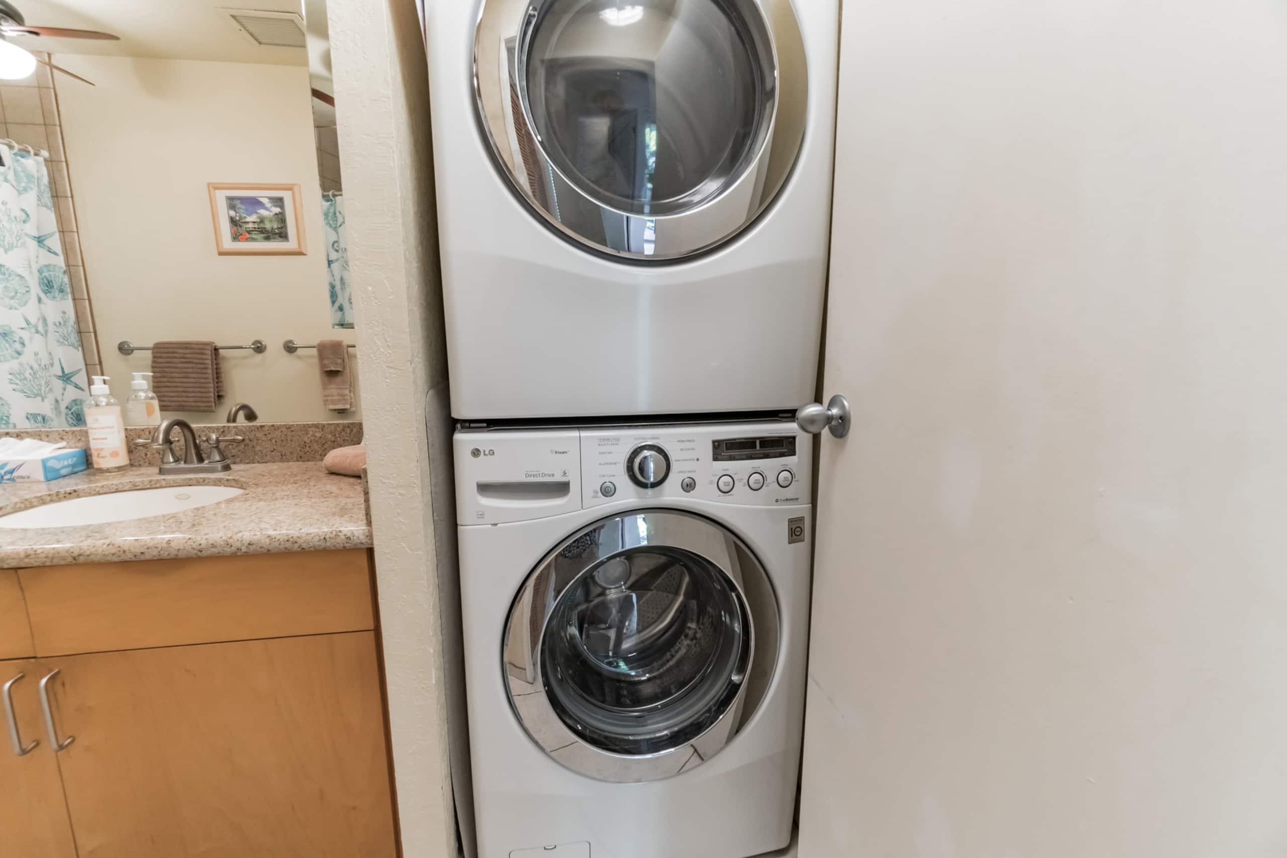 Condo in Kailua-Kona · ★4.29 · 2 bedrooms · 3 beds · 2 baths - Image 37