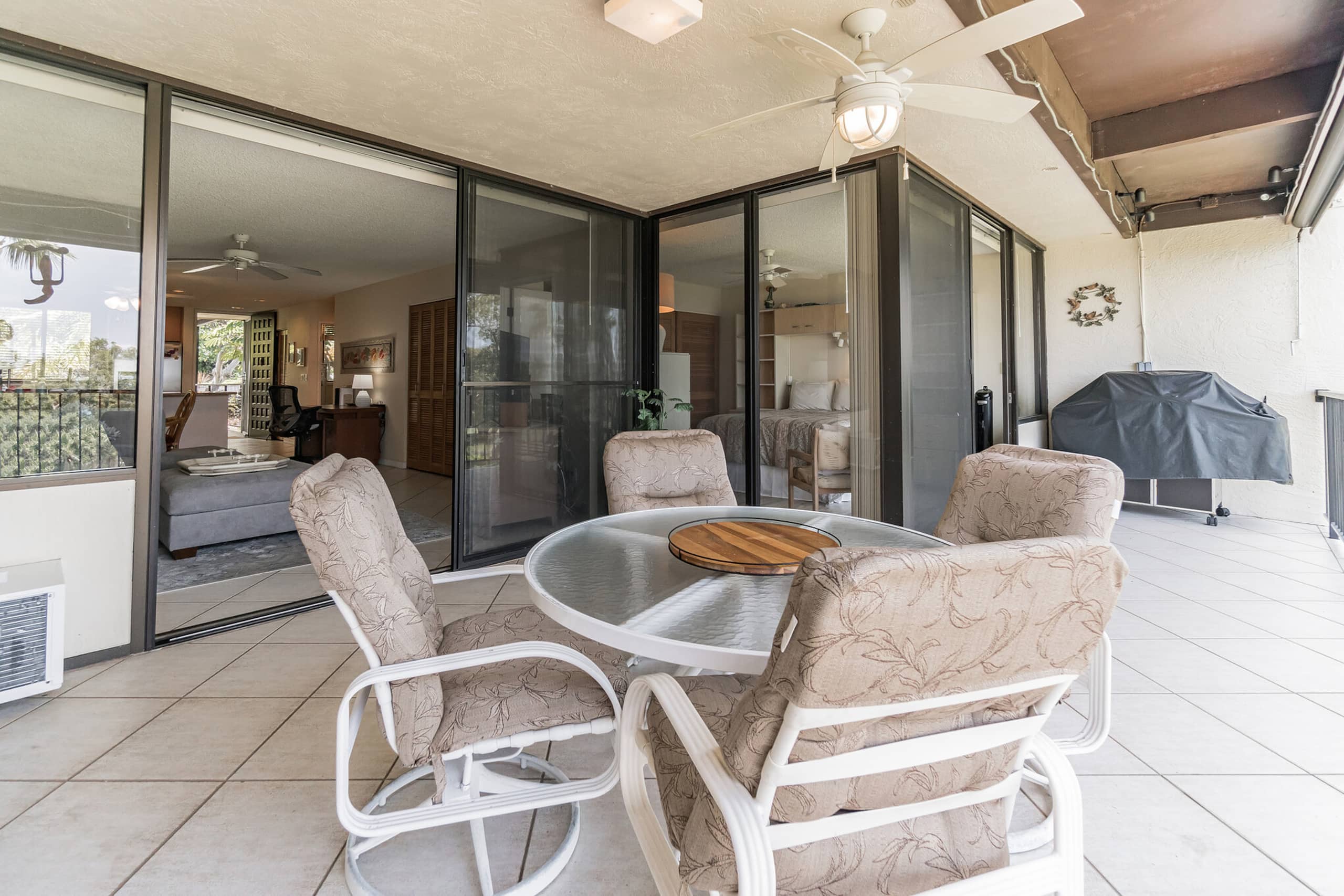 Condo in Kailua-Kona · ★4.29 · 2 bedrooms · 3 beds · 2 baths - Image 39