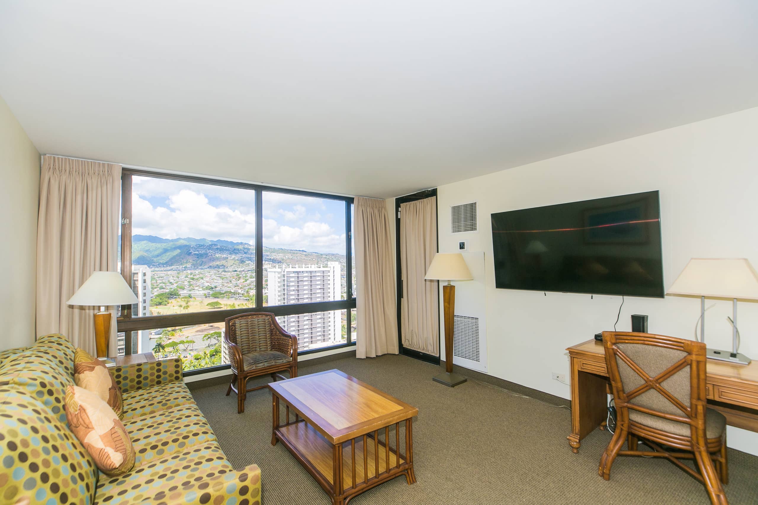 26FL MountainView|1BR/1BA |FreeParking+AC+Pool+GYM - Image 4