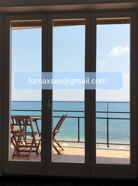 FurnaxSea 2 - Studio - Beachfront