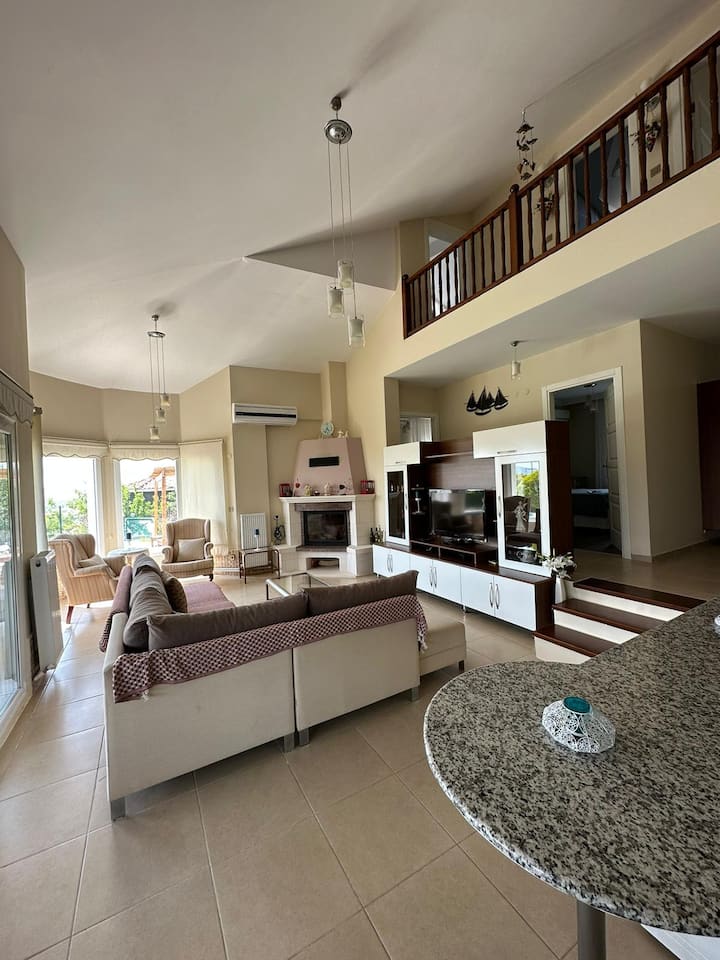 Spectacular Villa, Swimming Pool