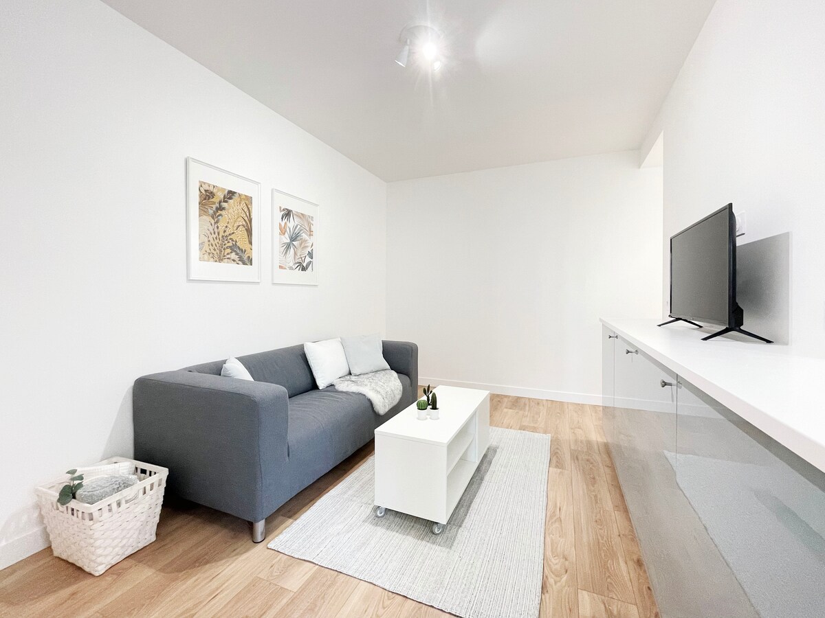 Popular Airbnb listing: 3 bedroom/6 person apartment on the banks of the Seine in Corbeil Essonnes