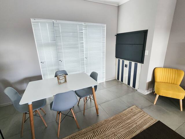 Cosy 2-bedroom family apartment gallery image 3