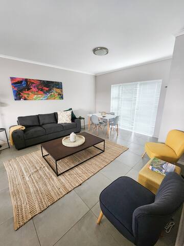 Cosy 2-bedroom family apartment gallery image 4