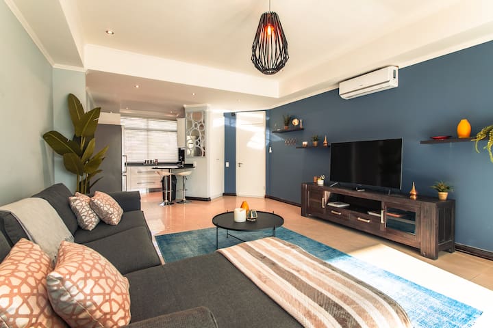 Pool Deck Apartment with Views! gallery image 5