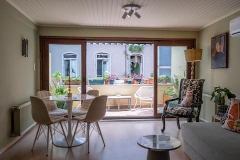 Successful Airbnb property: 2 Bedroom duplex with terrace in Beyoğlu