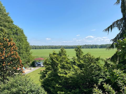 Leistungsstarkes Airbnb: Forest & meadow view in Graal Müritz