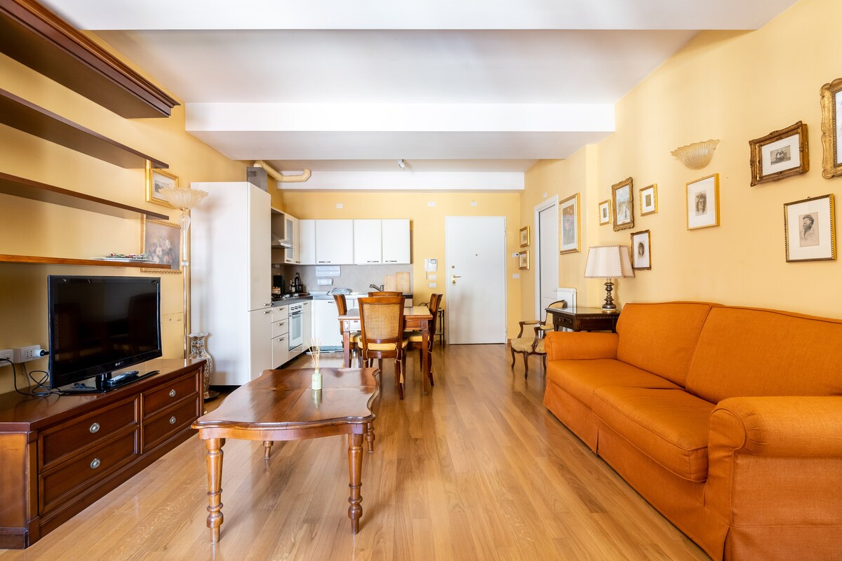 Proprietà Airbnb di successo: Delightful House in the Centre of Bologna a Bologna